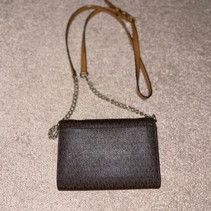 Michael Kors Women Crossbody Purse
